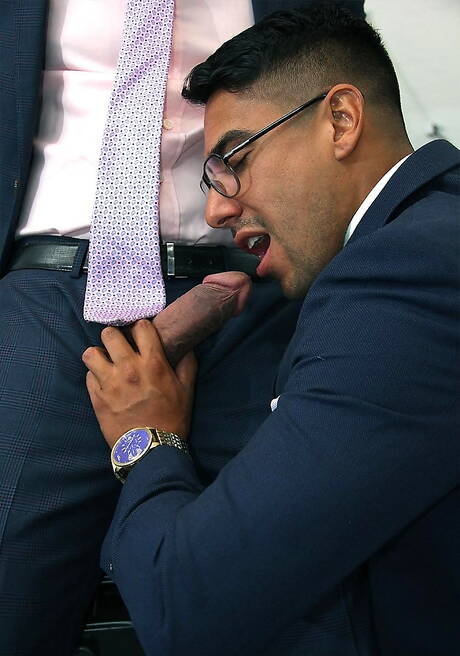 Der heiße Salvador Mendoza und der sinnliche Typ Xavi Duran haben Analsex