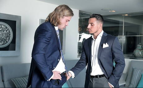 Beefy Johan Kane and beefy Klein Kerr fuck ass after blowjob