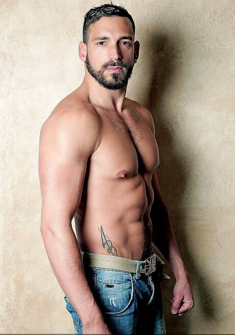 El amigo caliente Dato Foland y el guapo Enzo Rimenez en una acción homosexual caliente