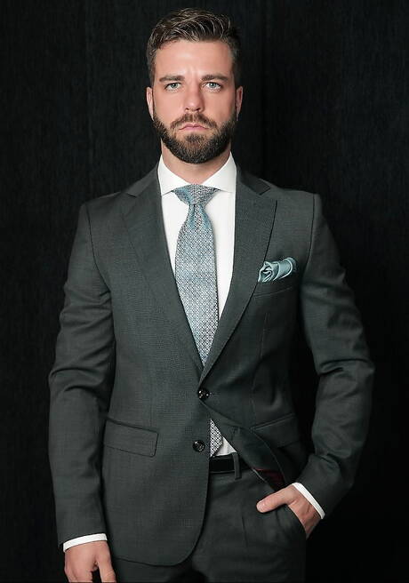 Portuguese muscular Hector De Silva and strongman Sebastian Reiss banged each other