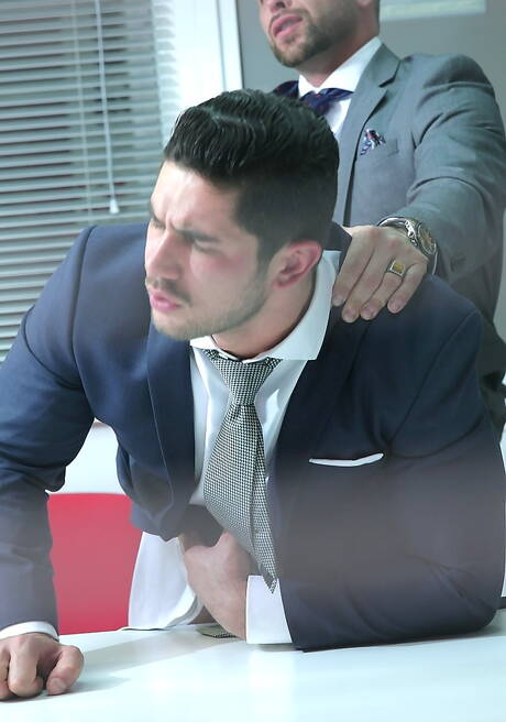 Der bullige Russe Dato Foland und der kräftige Frank Valencia beim heißen Analsex