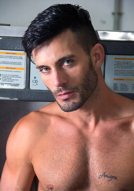 Men At Play: Brazilian beefcake Andy Star and polish beefy Kayden Gray drilling an ass