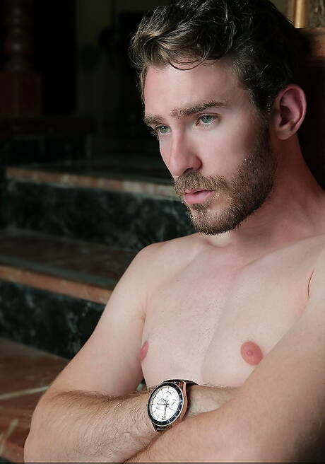 Strongman Charlie Cherry and spanish otter Massimo Piano have a good sex