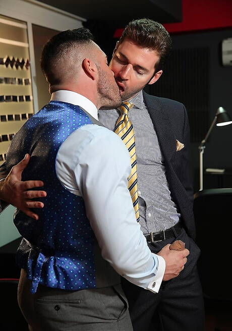 Hunky guy Dario Beck and superstud Gabriel Lunna love each other