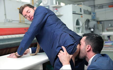 Brazilian beefcake Andy Star and spanish otter Dario Beck love each other