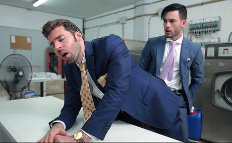 Brazilian beefcake Andy Star and spanish otter Dario Beck love each other