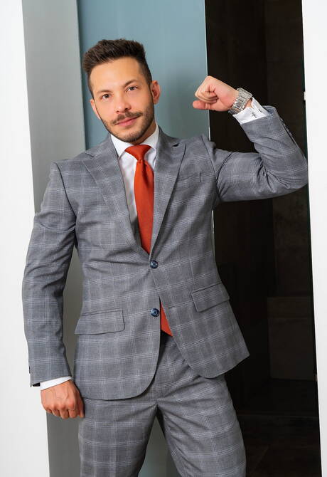 Attractive boy Alan Vicenzo and sensual boy John Brachalli in hot ass bang in shower