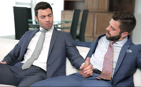 Spanish hairy stud Dario Beck and portuguese tough guy Hector De Silva fuck ass after sucking