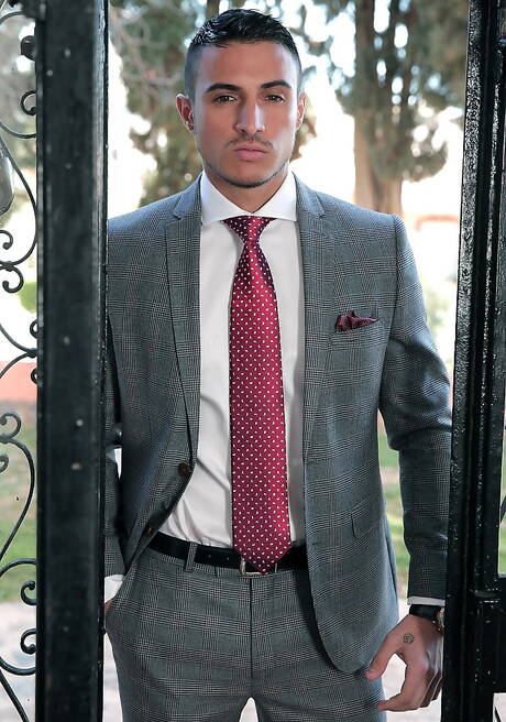 Muscular Enzo Rimenez and hunky guy Klein Kerr in hot anal sex