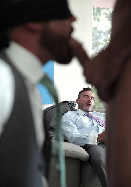 Logan Moore, Manuel Skye et Mick Stallone font l