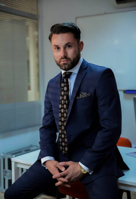 English beefy James Castle and spanish tough guy Klein Kerr fuck ass after sucking