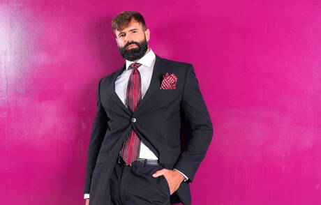 Der attraktive Dani Robles und der attraktive Justin Jett haben harten Analsex am Pool