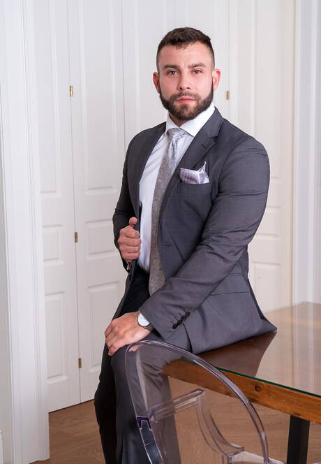 Well-built D.dan and spanish bodybuilder Diego Reyes in hard anal sex