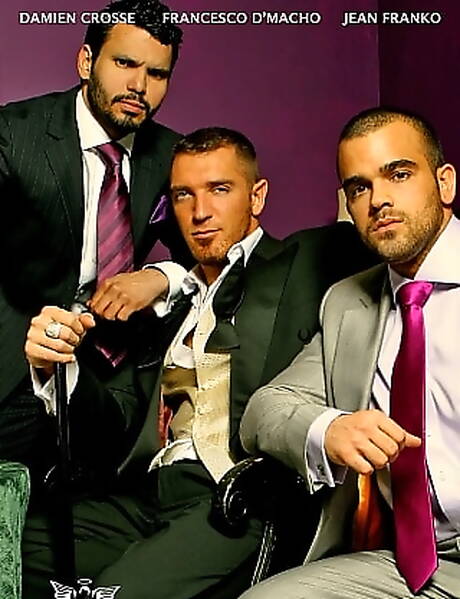Die sexy Kumpels Damien Crosse, Francesco Dmacho und Jean Franko bei Dreier-Fick-Action