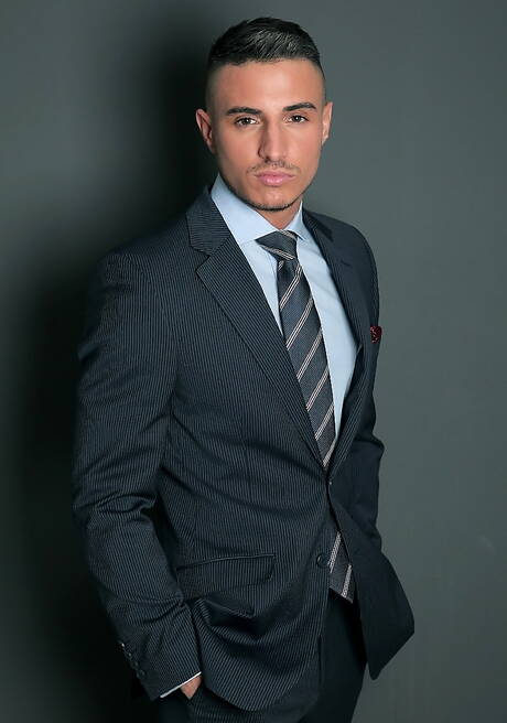 Os gostosos Dani Robles, Klein Kerr e Massimo Piano em uma foda a três gostosa