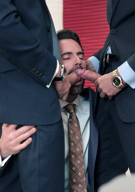 Os gostosos Dani Robles, Klein Kerr e Massimo Piano em uma foda a três gostosa