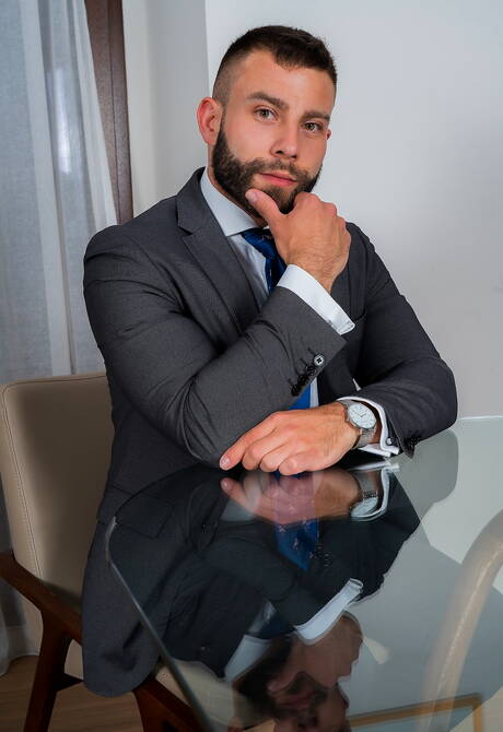 Die schamlosen Typen Diego Reyes, Donato Reyes und Javi Gray haben heißen Dreier-Sex