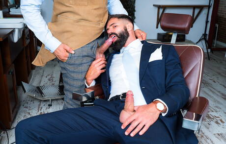 Der heiße spanische Bär Dani Robles und der attraktive Leo La Rosa haben harten Analsex