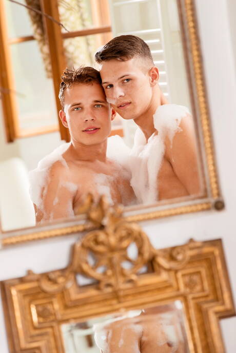 Hot czech boys husky guy Matt Thurman and beefy Jonas Miller posing naked and showing tight butt in bathroom