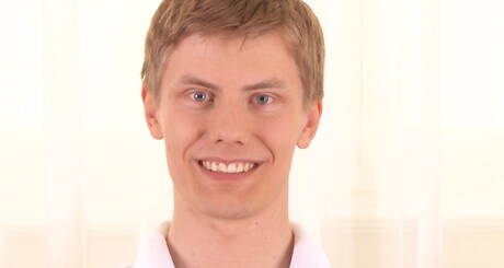 Sterke man Cameron Oneal masturbeert