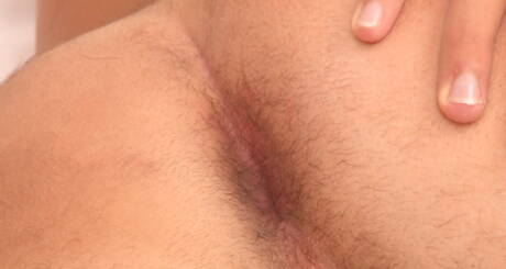 Toby Granger, o bonitão, se masturbando