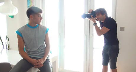 Czech superstud Kirk Gauguin jerk off