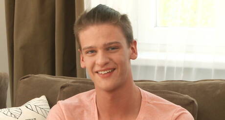 Harry Monaghan 手淫