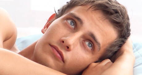 Twink Tamas Bain jerk off his dick