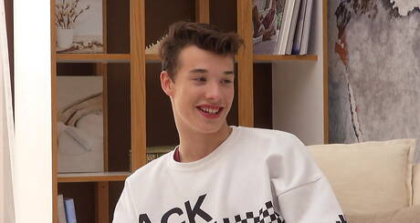 Mooie John Leto plaagt zijn pik