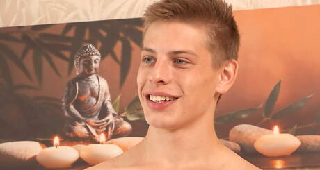 Belami Online: Well-built Tom Gabbard jerk off