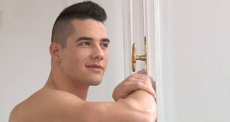 Bodybuilder Gabriel Nash hat ein Vergnügen