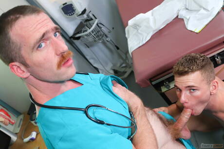 De knappe Amerikaanse Nate Stetson en de knappe Jack Waters hebben hete anale seks