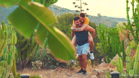 Disruptive Films: American tough guy Vincent Oreilly and well-built Ian Holms have a hot couple sex outdoor