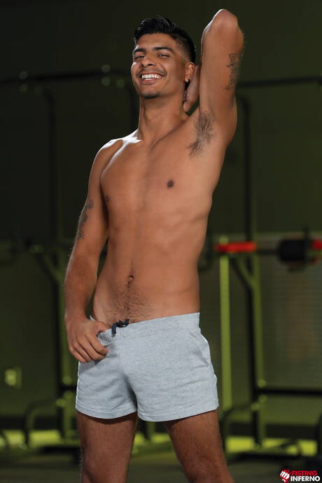 Nice american boys hot twink Andrew Connor and hot twink Apollo Fates ride a cock with fisting