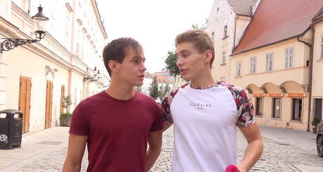 性感的 Jim Durden、Elio Chalamet 和 Dylan Maguire 在戶外享受火辣的三人性愛