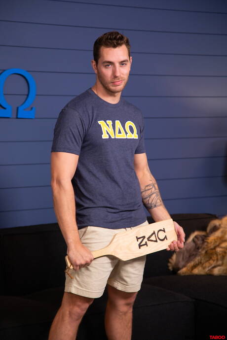 Next Door Studios: Sexy americans, husky guy Carter Woods and hot twink Theo Brady fuck ass after sucking