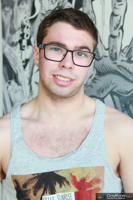 Gay Creeps: Tough guy Devin Flare and superstud Dylan Marks love each other