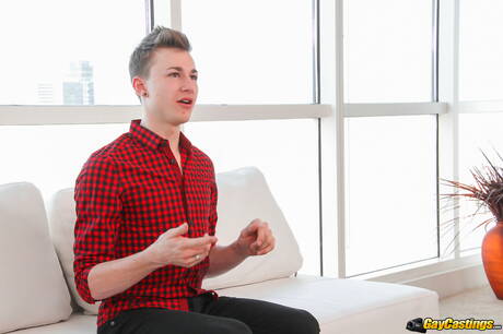 durão Scottie Mc Williams fode a bunda depois de chupar