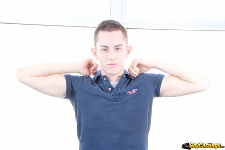 Kane ben costruito succhia e scopa il ragazzo