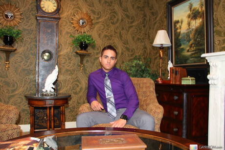 Latin hunky guy Bryce Star sucking and screwing the boy