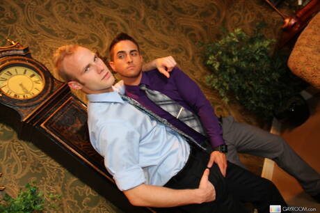 Latin hunky guy Bryce Star sucking and screwing the boy