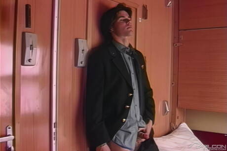 El galán Eugen Kalman en una escena de mamada