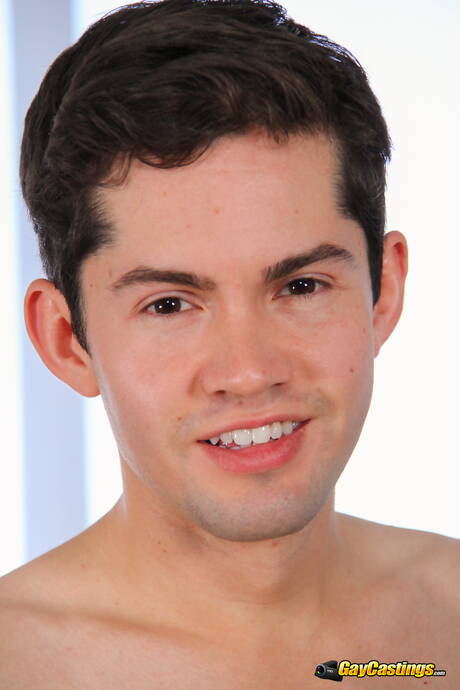 小男孩 Jamie Del Rey 吸吮雞雞後再幹屁股