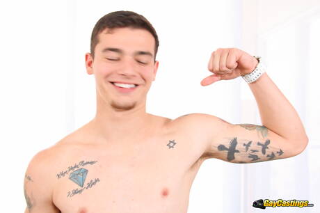 American hot twink Trevor Spade posing nude and showing nice butt