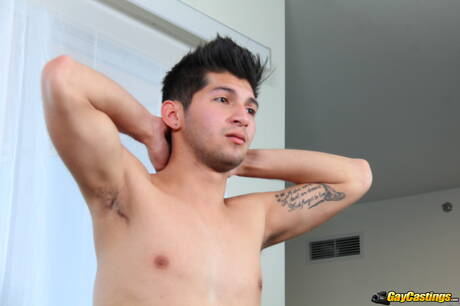 Hunky guy Ethan Travis fuck ass after sucking cock