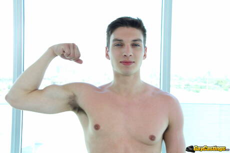 American beefy Anthony Verruso sucking and screwing the boy