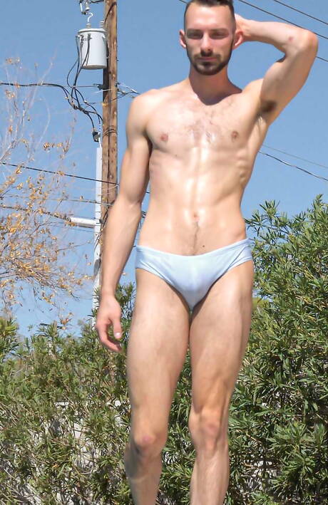 Stoere kerel Johnny B en knappe Amerikaanse kerel Jay Seabrook in een hete kontneukactie in de buitenlucht