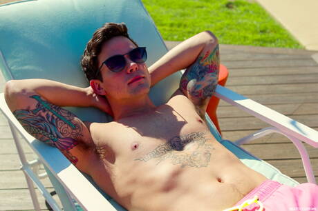 Hot americans, superstud Dakota Payne and beefcake Devin Franco have anal sex in the pool