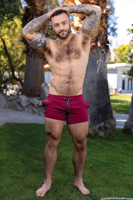 Raging Stallion: Shameless boys Drew Valentino, Luca Del Rey and Holden Flex in hot threesome anal sex outside