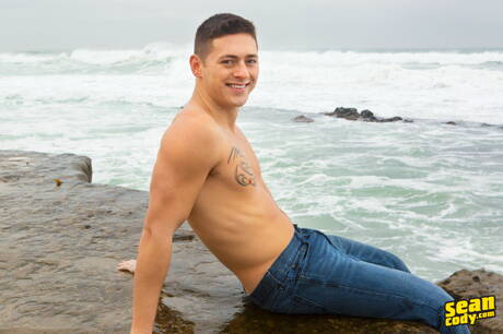 Stud Lane et le jeune garçon tchèque Timothy Nixon font l